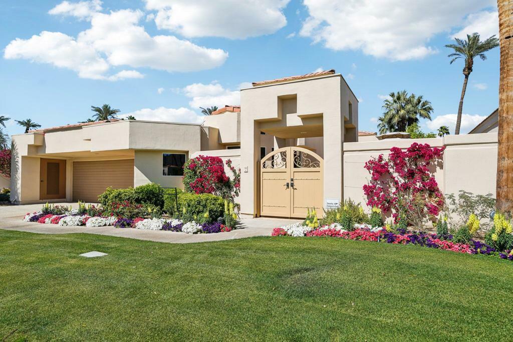 Property Photo: 75294 Saint Andrews Court CA 92210