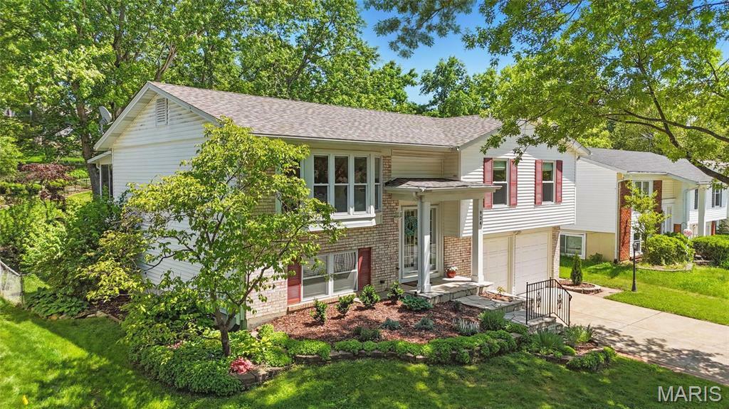 Property Photo: 924 Bellestri Drive MO 63021