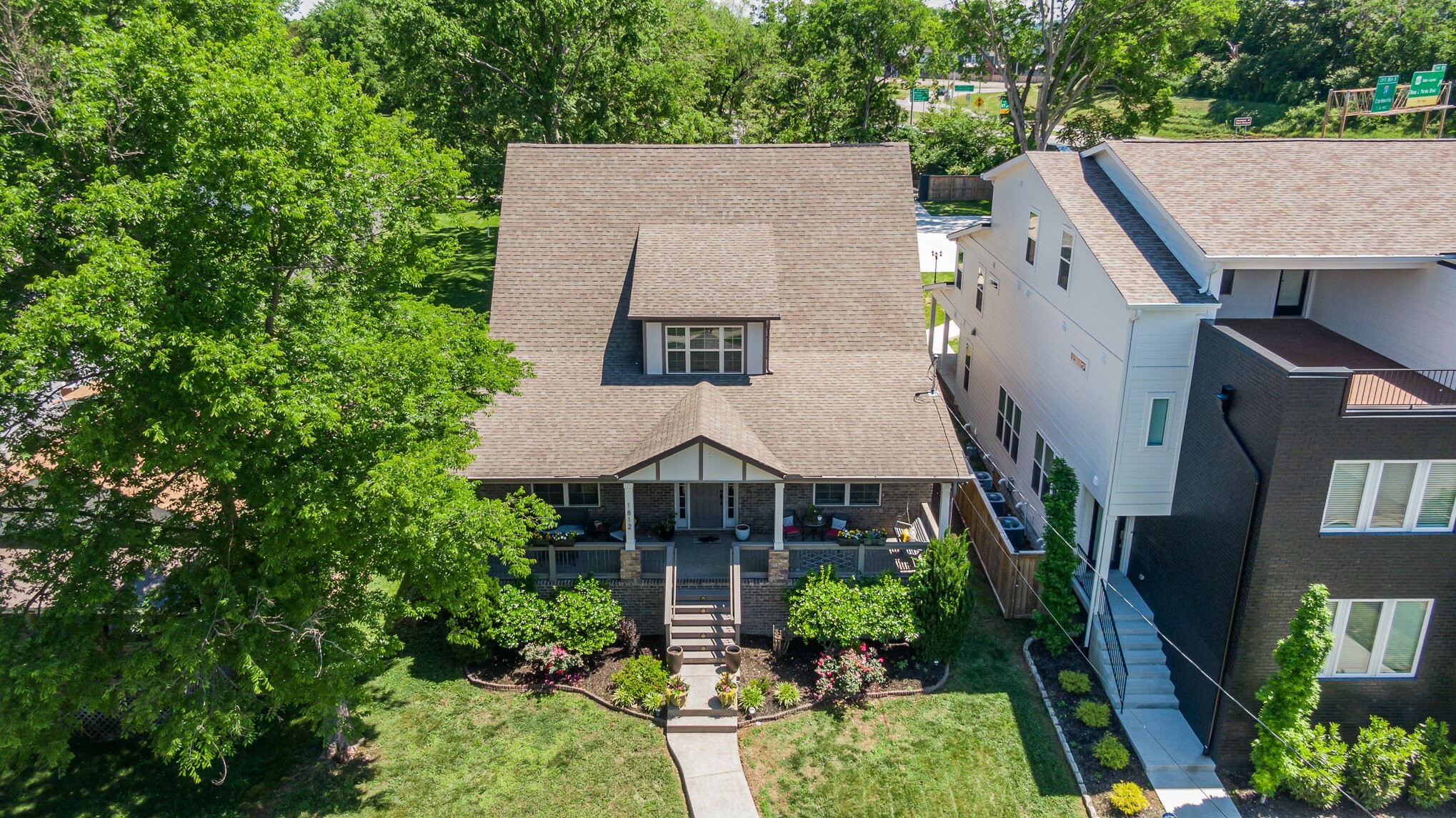 Property Photo: 1812 Delta Ave TN 37208