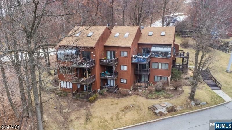 Property Photo:  4 Winter Park Drive 4  NJ 07462 