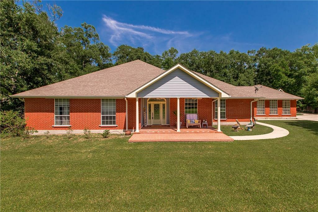Property Photo:  412 Magnolia Lane  LA 70461 