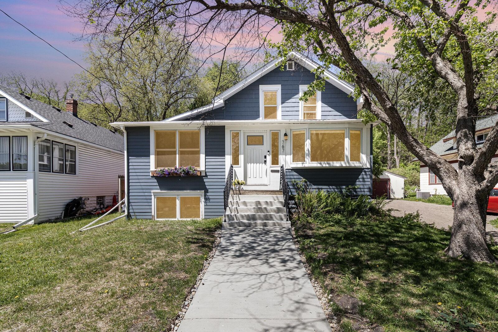 Property Photo: 767 Lexington Parkway S MN 55116