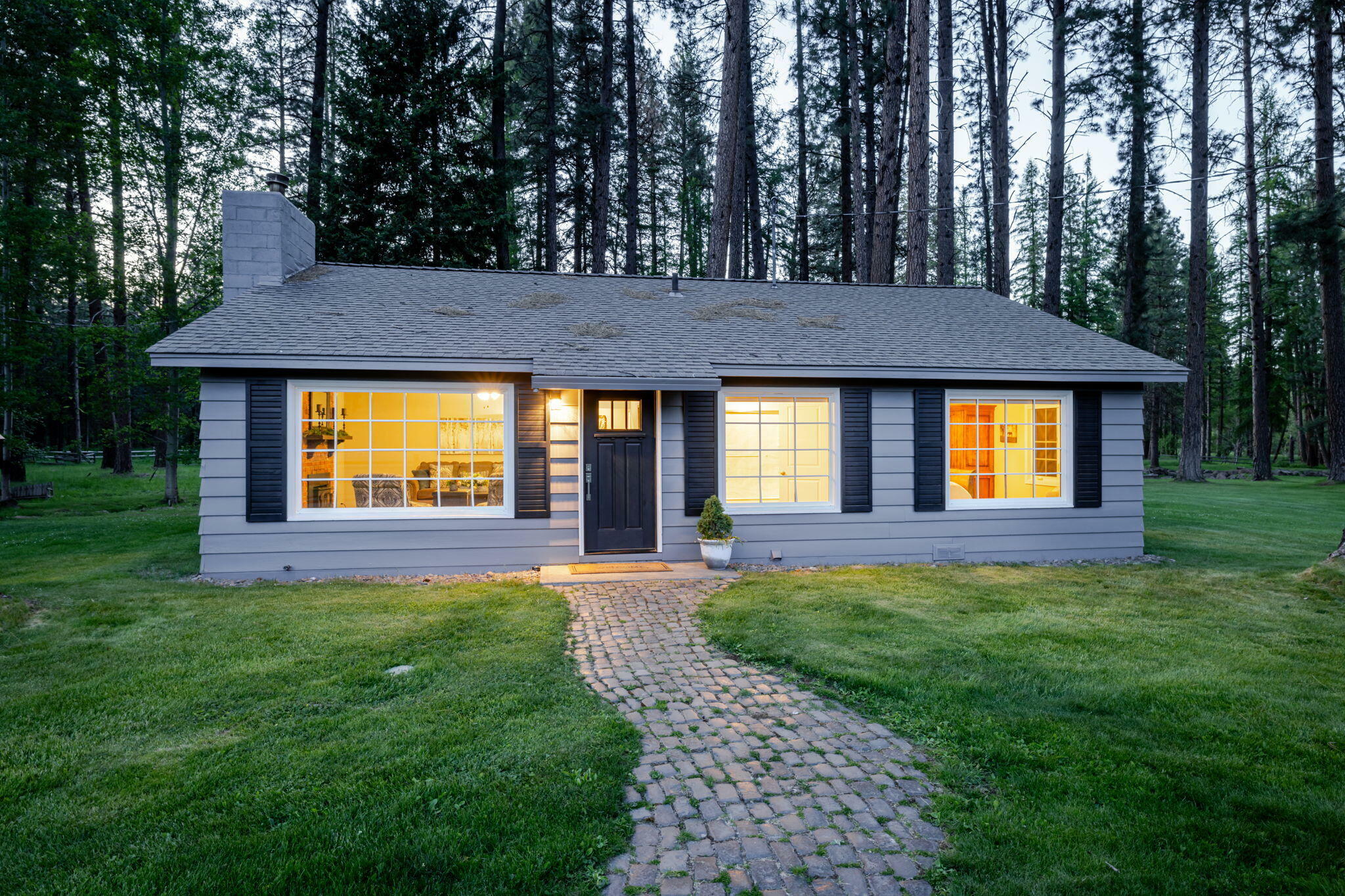 Property Photo:  26308 SW Metke Lane  OR 97730 
