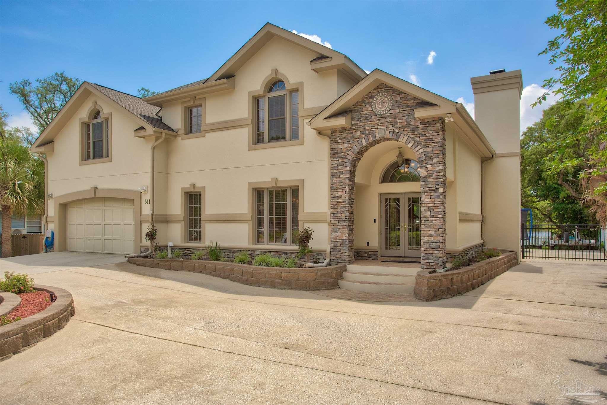 311 Edgewater Dr  Pensacola FL 32507 photo