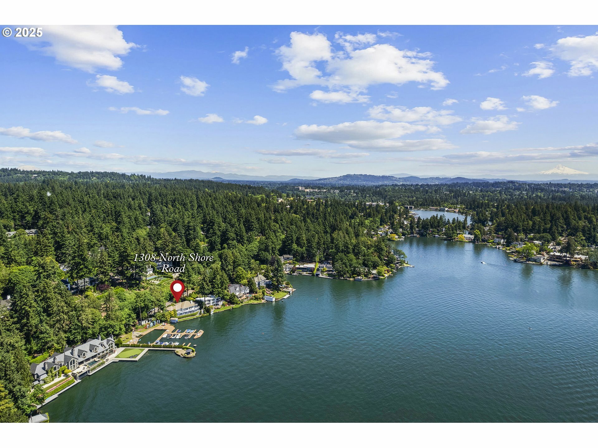 Property Photo: 1308 Northshore Rd OR 97034
