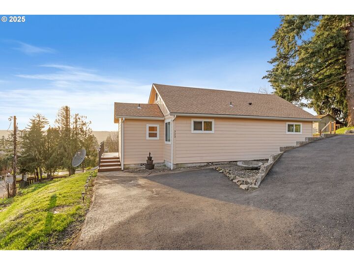 323 Taylor Rd  Kalama WA 98625 photo