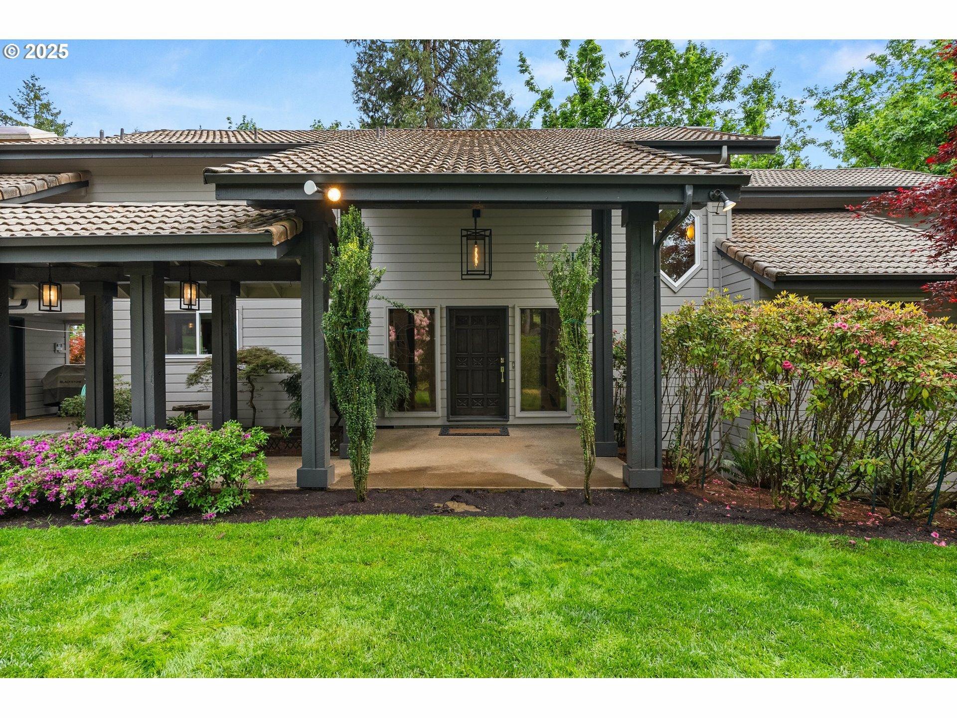 Property Photo:  88604 Ermi Bee Rd  OR 97478 