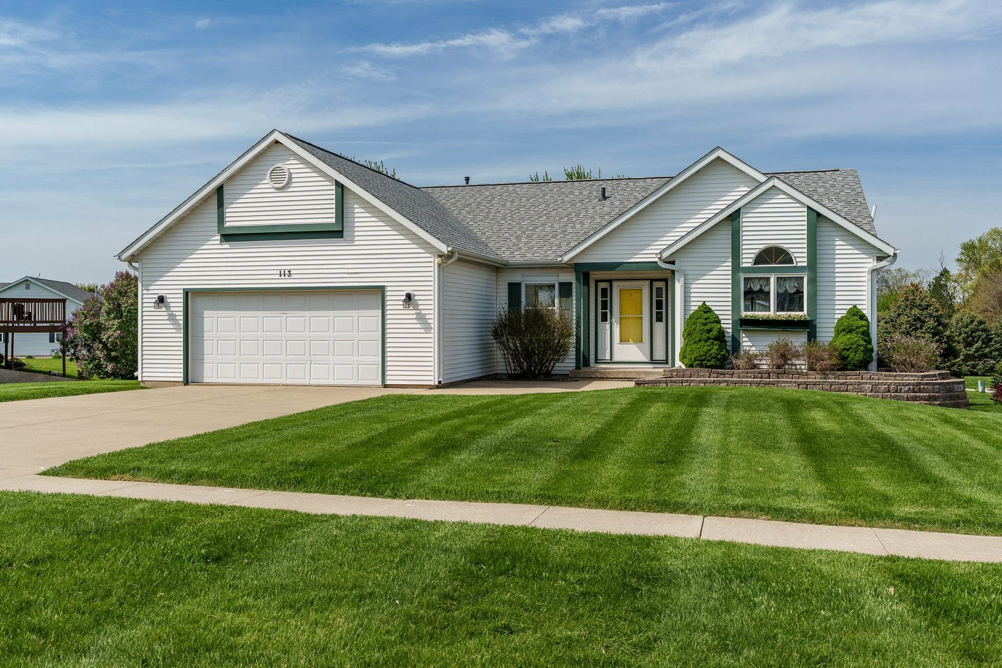Property Photo: 113 Stony Knoll Drive IL 61019