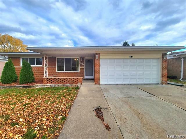 28142 Liberty Drive  Warren MI 48092 photo