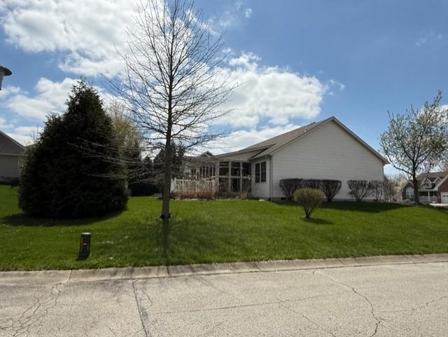 Property Photo: 1103 Lancashire Drive IN 47374