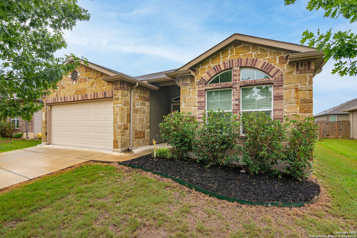 466 Sand Trail  New Braunfels TX 78130 photo