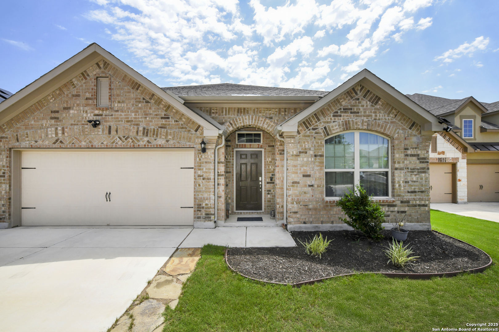 Property Photo: 1710 Briar Springs TX 78245