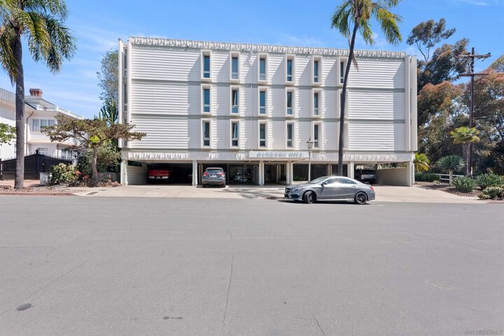 222 Quince St 2D  San Diego CA 92103 photo