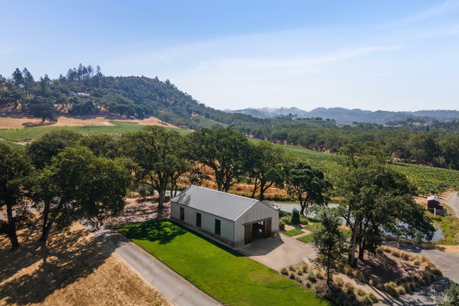 Property Photo: 13414 Chalk Hill Road CA 95448