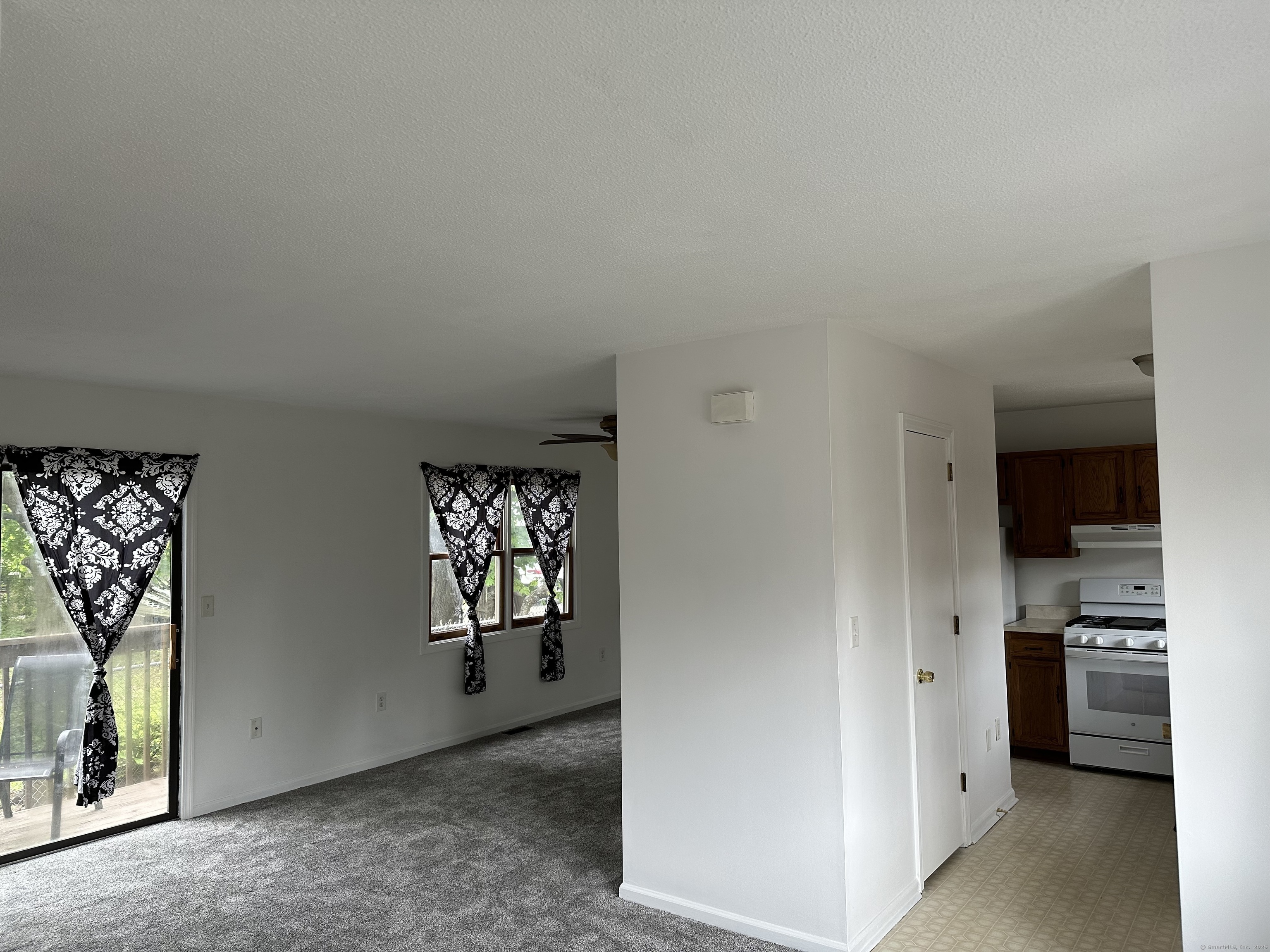 Property Photo: 95 Elm Street Apt 10 CT 06516