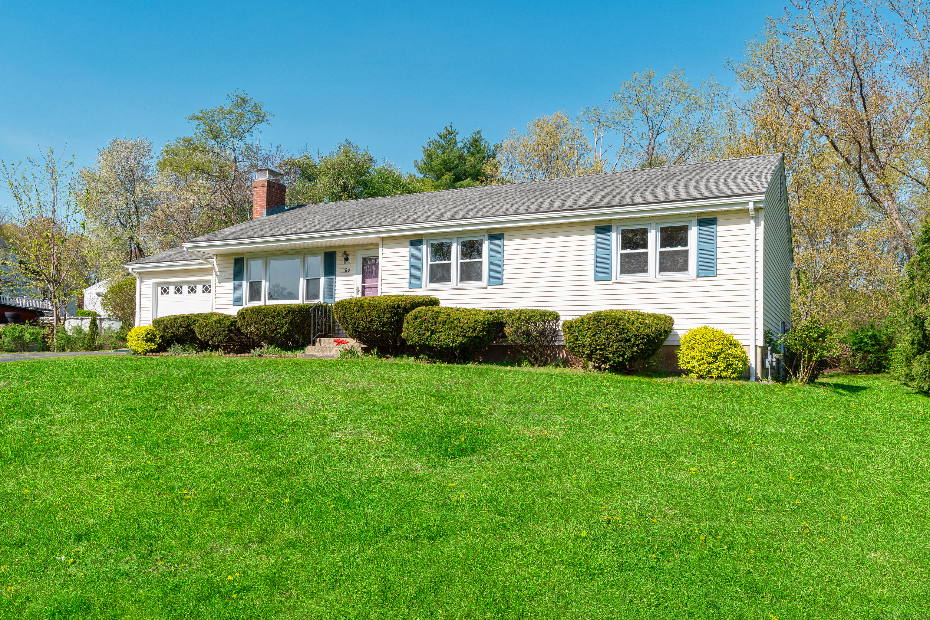 Property Photo: 160 Partridge Drive CT 06067