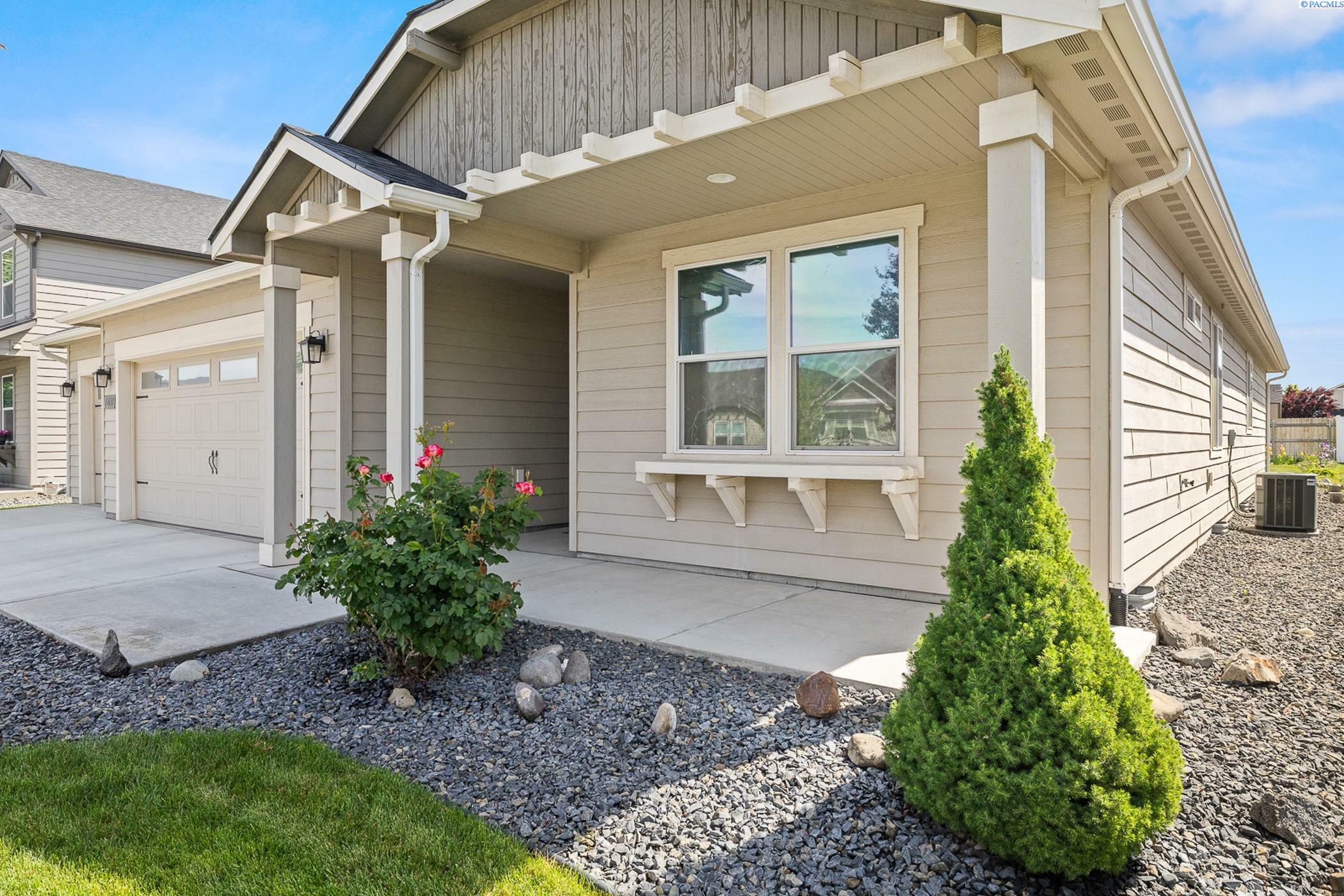 Property Photo: 6117 Rockrose Lane WA 99301