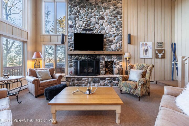 Property Photo: 30 The Loop NY 12496