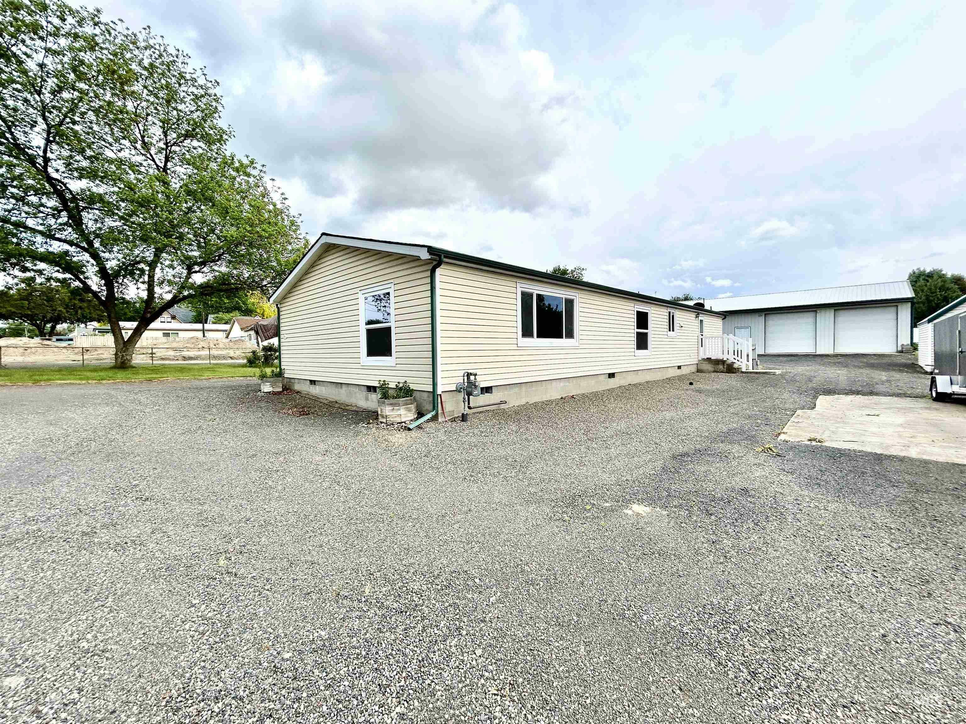 Property Photo:  1026 Cedar Ave.  ID 83501 