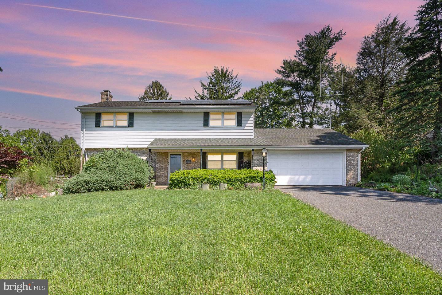 4844 Londonderry Road  Harrisburg PA 17109 photo