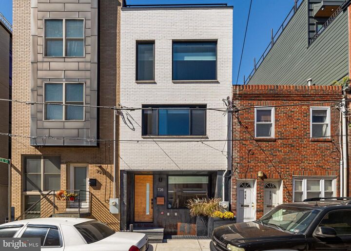 726 S Hicks Street  Philadelphia PA 19146 photo