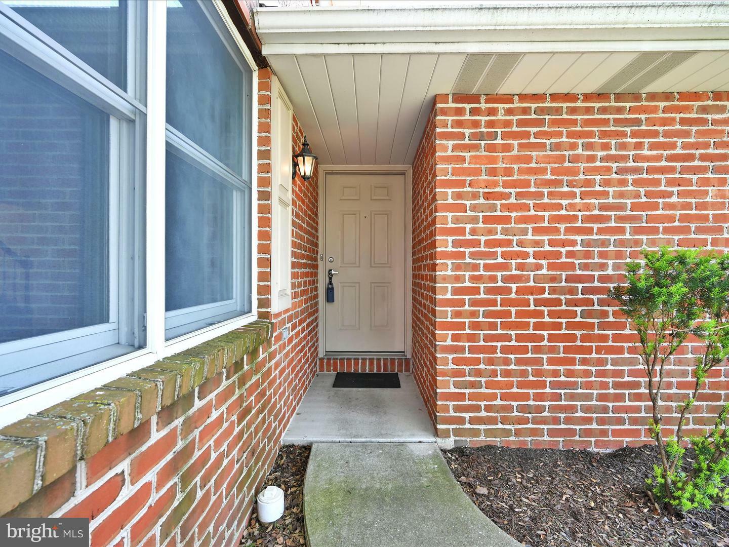 Property Photo: 100 Lee Ann Court PA 17025