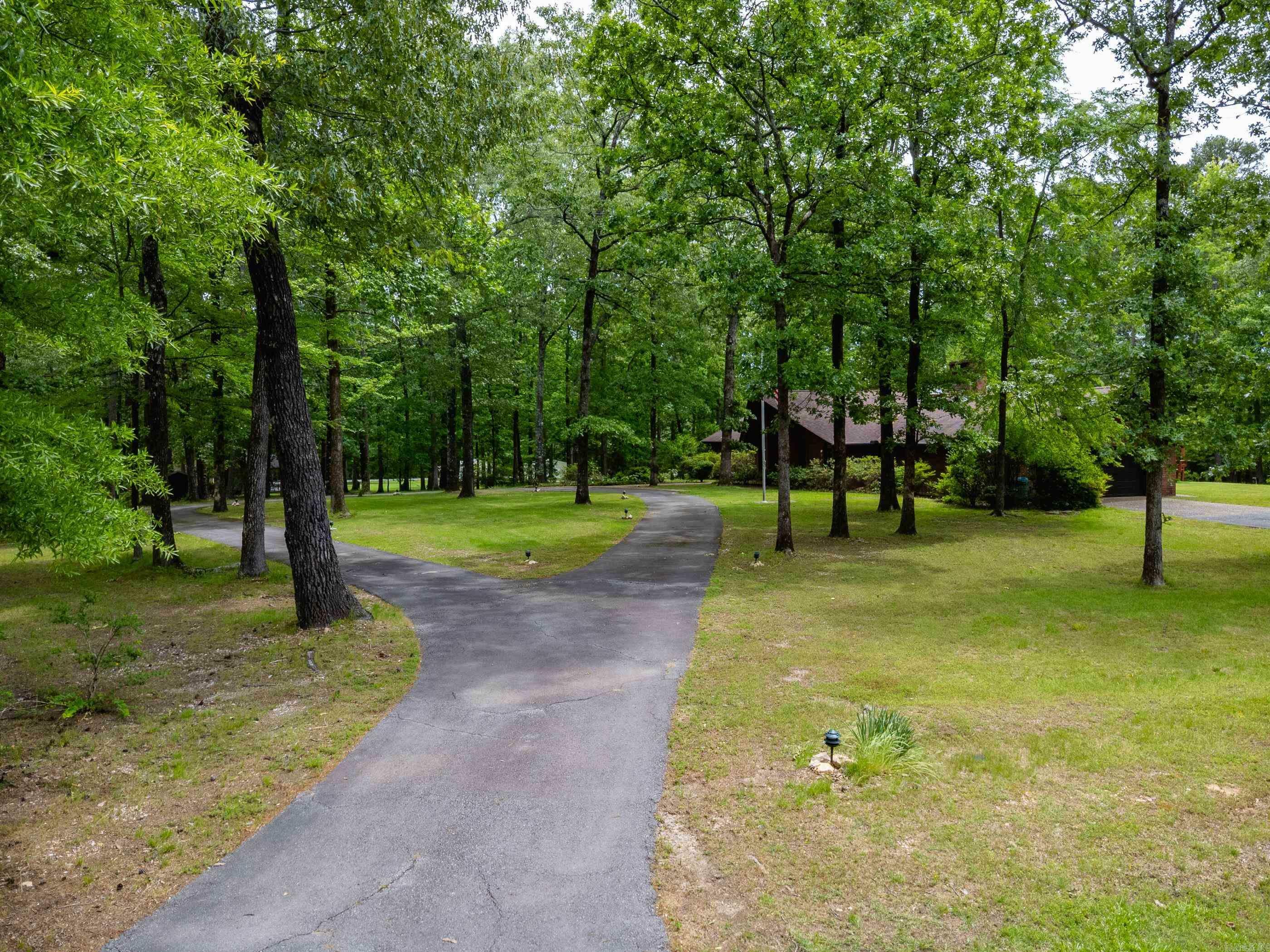 Property Photo: 9310 Lynnfield Lane AR 72019