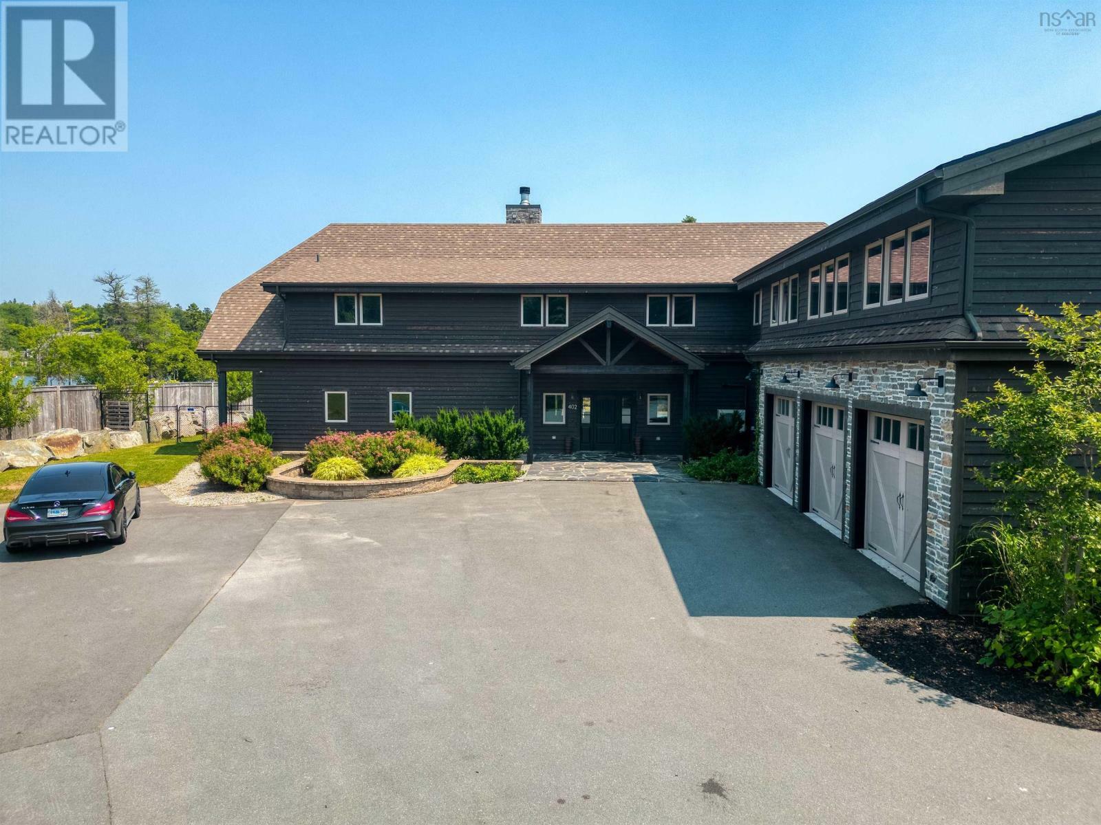Property Photo: 402 Lochmoor Lane NS B2W 6C8