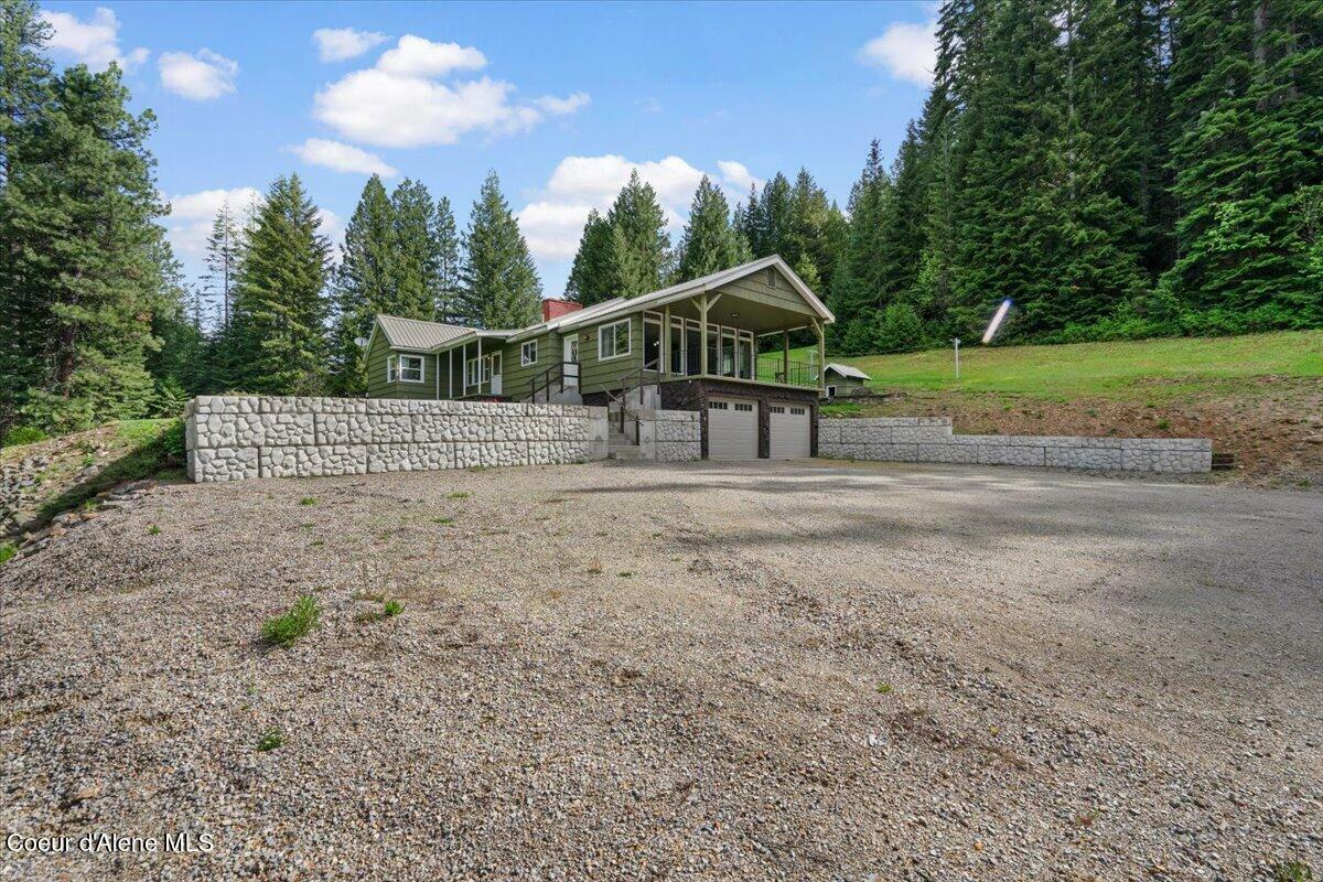 Property Photo: 2122 Nine Mile Creek Rd B ID 83873