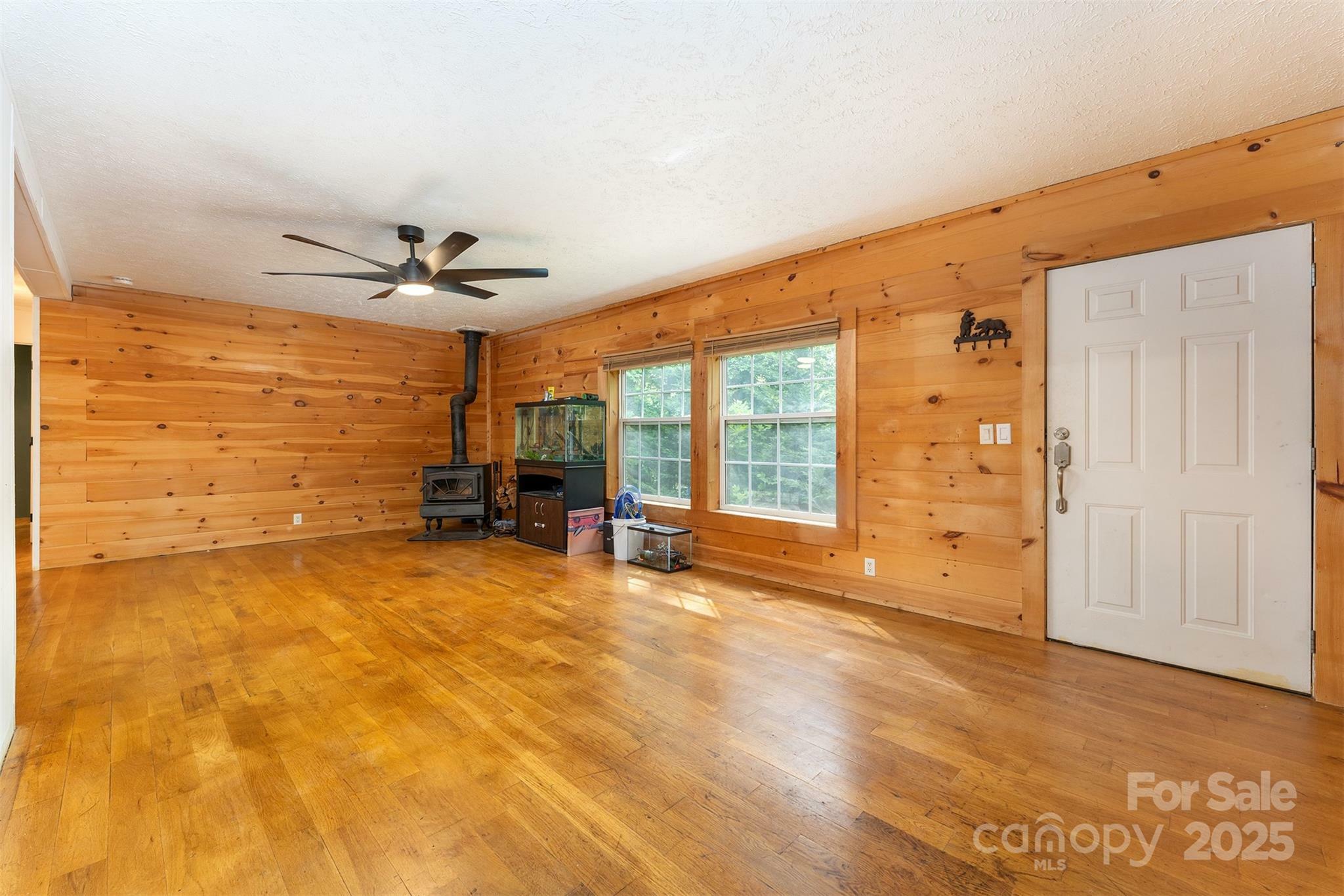 Property Photo: 116 Hidden Meadow Drive 17 NC 28715