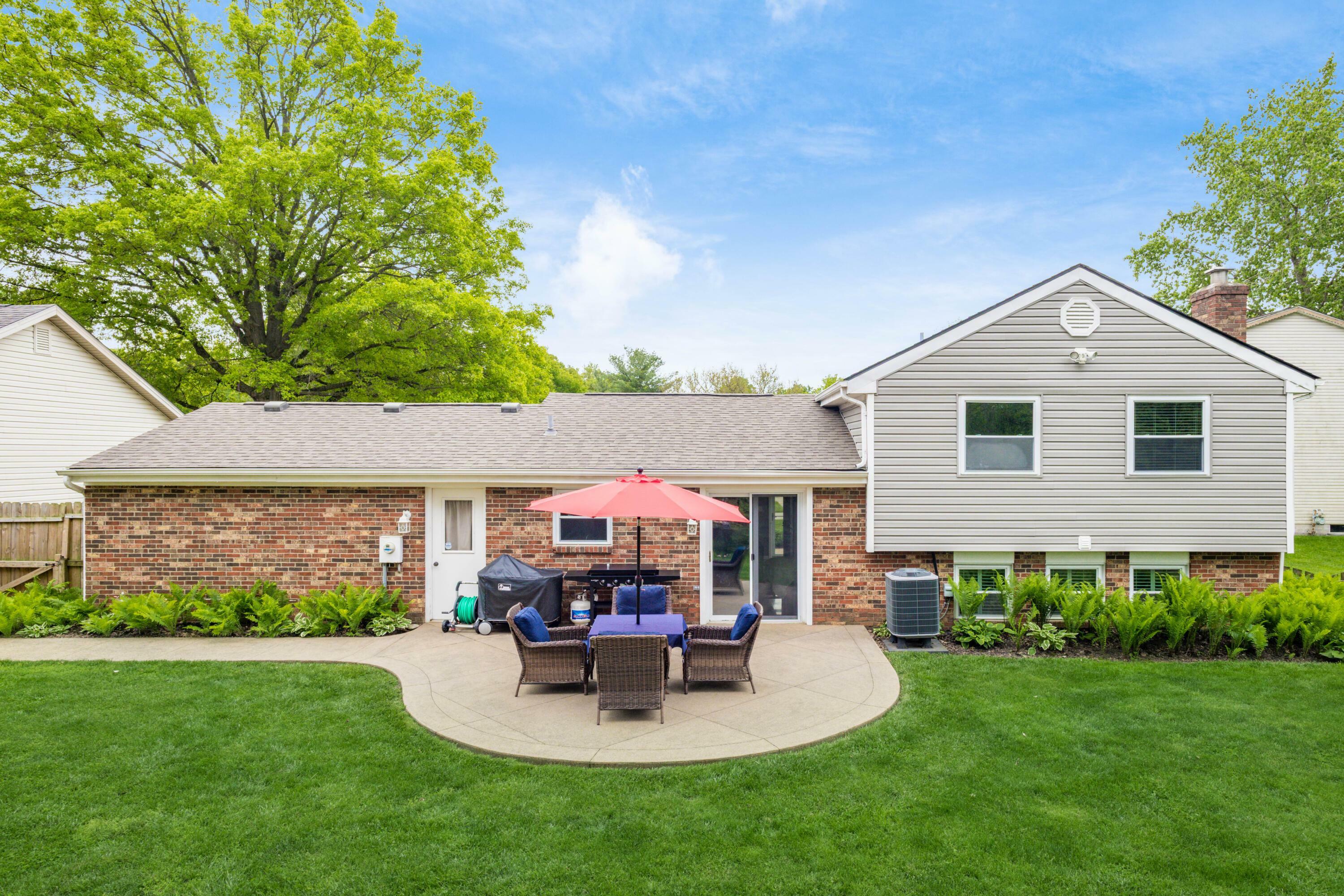 Property Photo: 3220 Saybrook Court OH 43017