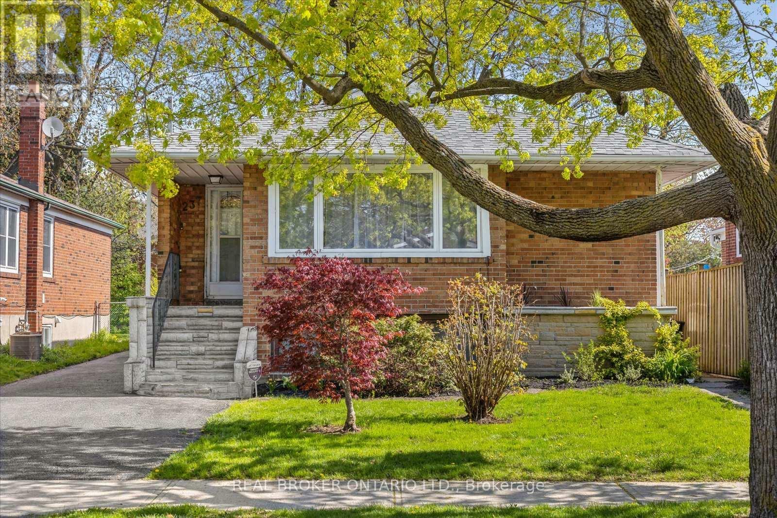 Property Photo: 237 Chine Drive ON M1M 2L6