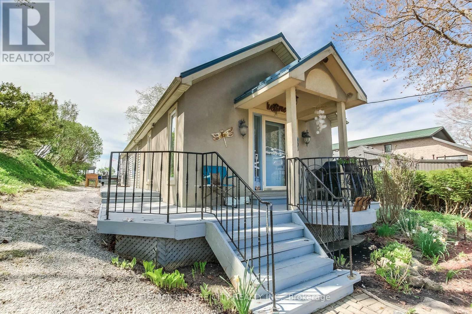 Property Photo: 490 Lower Spring Street ON N5L 1G6