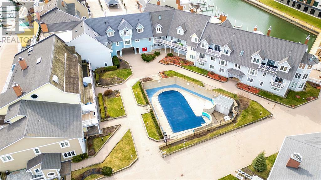 Property Photo: 1520 Venetian Boulevard M-301 ON N7T 7Z8