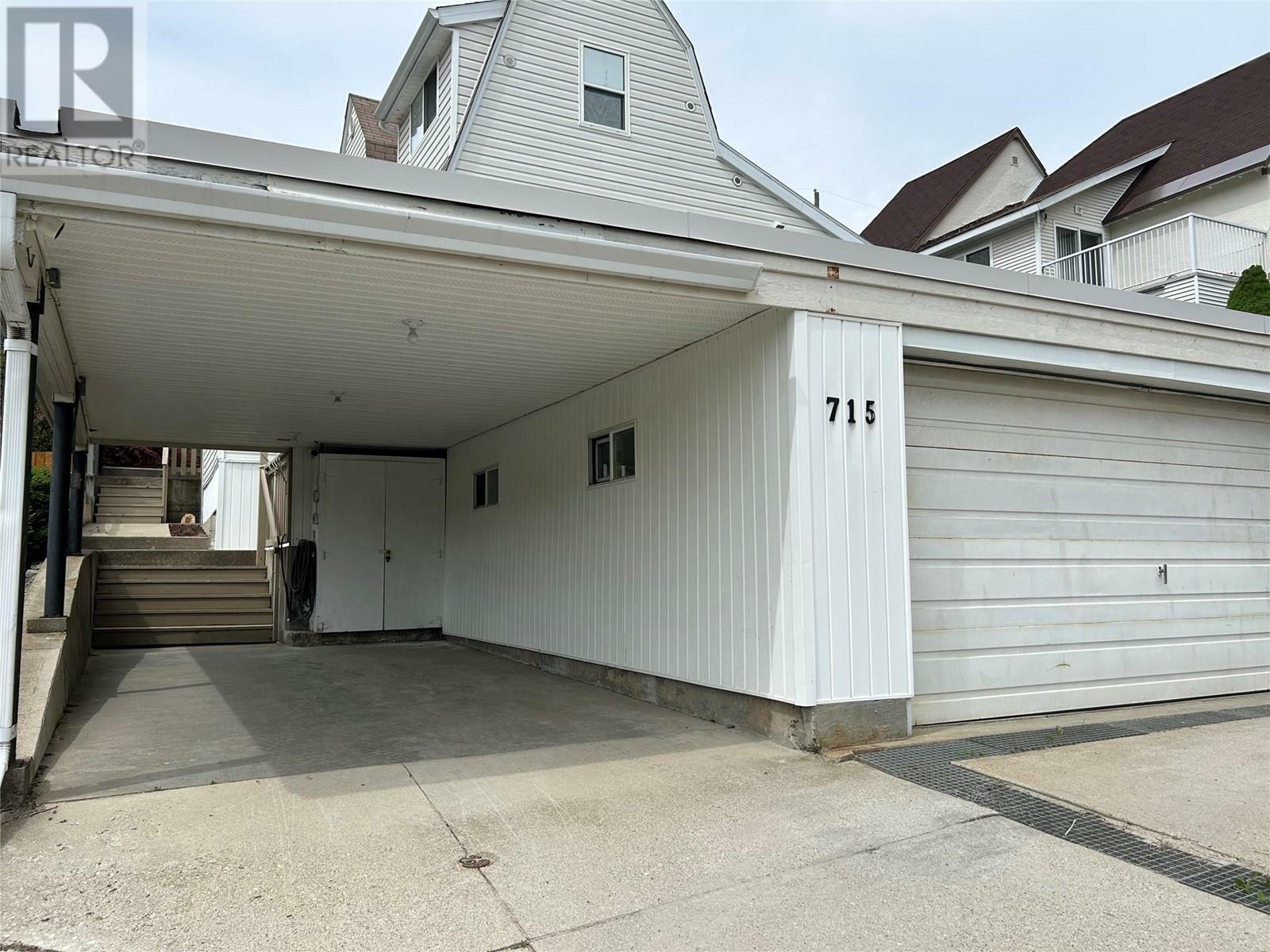 Property Photo: 715 Shakespeare Street BC V1R 2B3