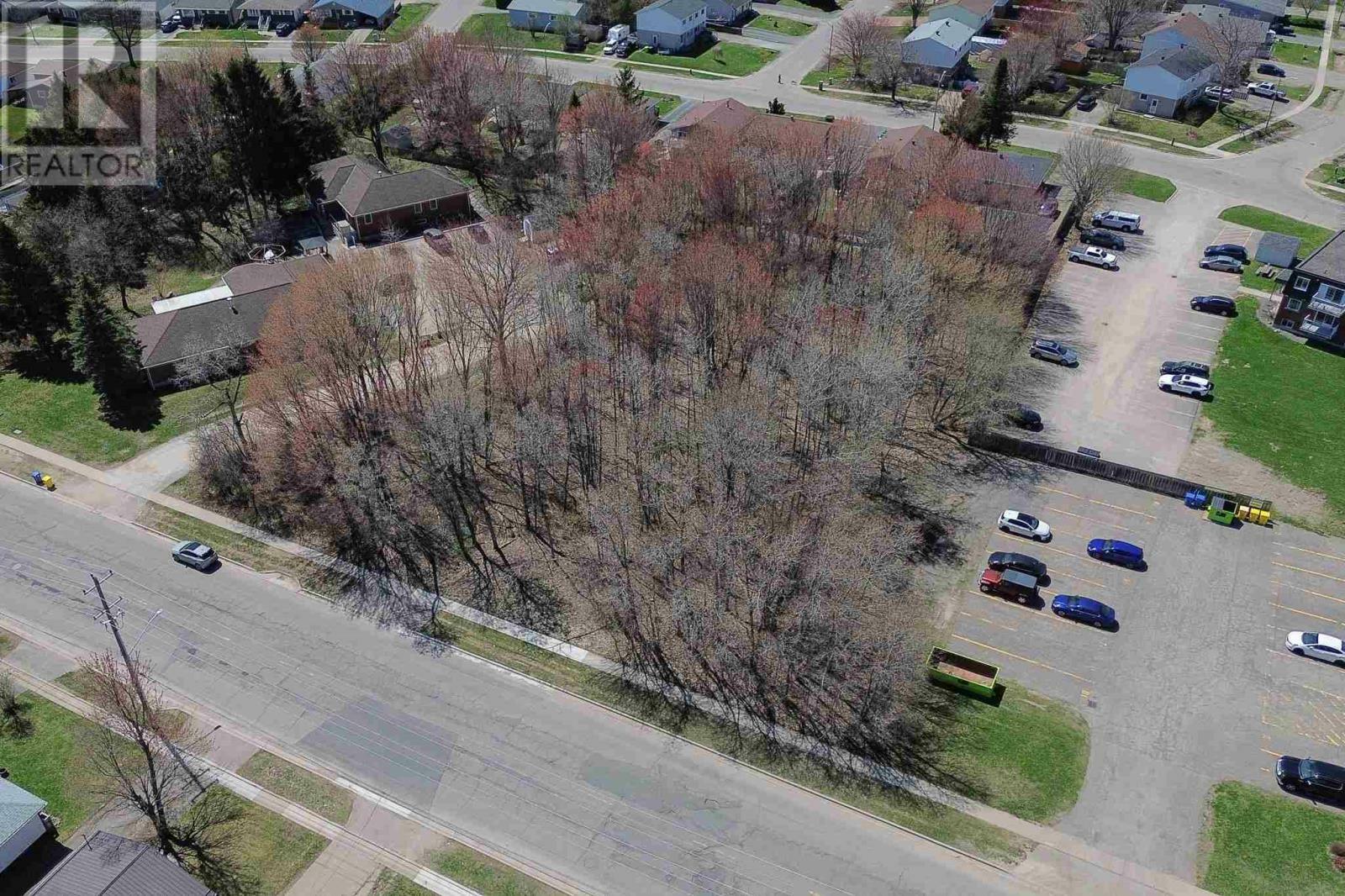 Photo de la propriété:  511 Boundry Rd  ON P6A 5Z2 