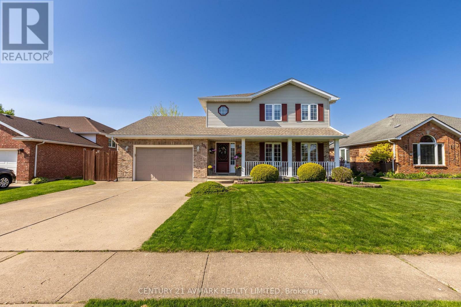 Property Photo: 154 Michael Drive ON L3C 7B7