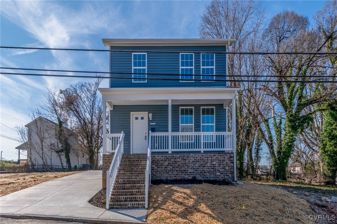 Property Photo:  24 N Old Church Street  VA 23803 