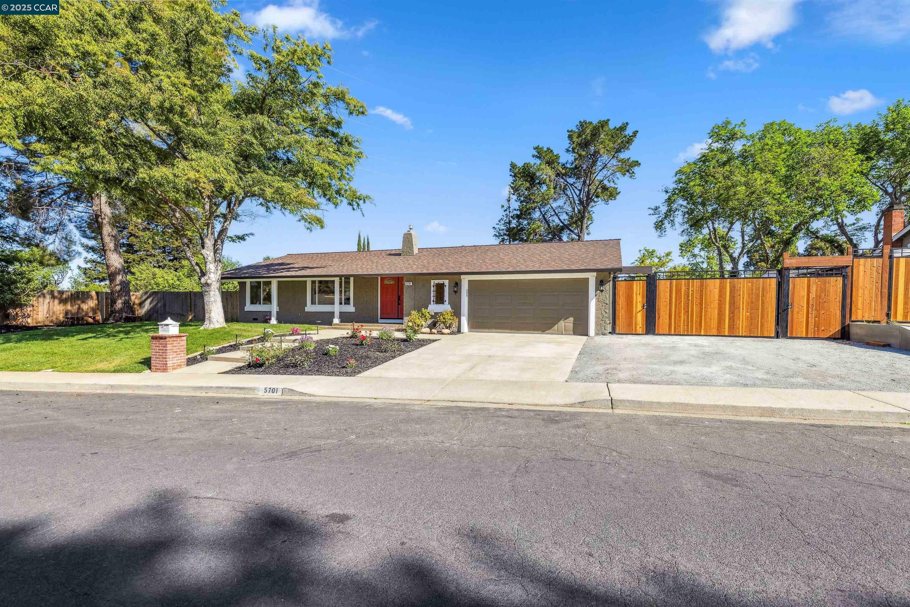 Property Photo: 5701 Lewis Way CA 94521