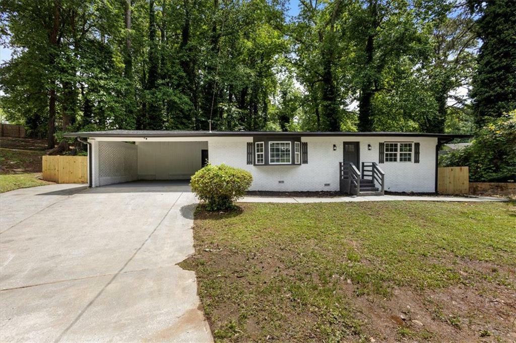 Property Photo:  4720 Shoshonee Trail  GA 30349 