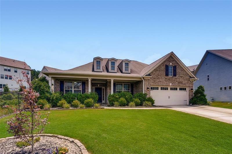 Property Photo: 4018 Creekshire Trail GA 30115