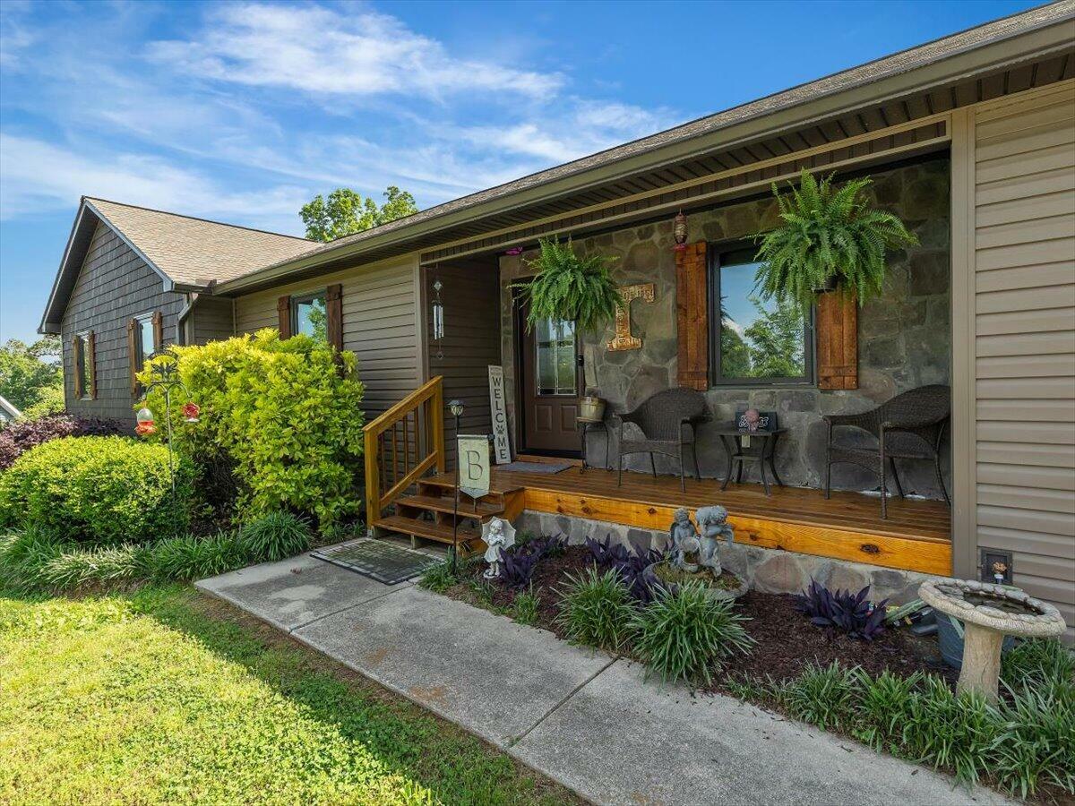 Property Photo: 123 Paddle Wheel Court GA 30710