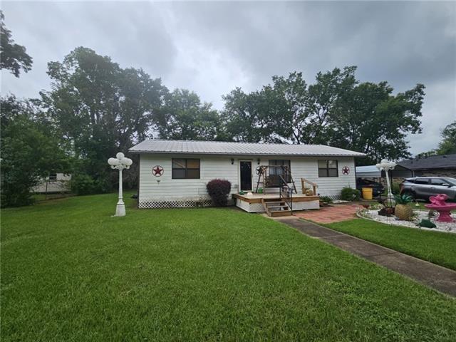 Property Photo: 711 Avoyelles Dr LA 71302