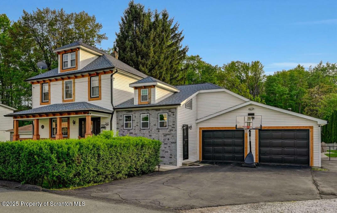 Property Photo: 240 Morgan Street PA 18434