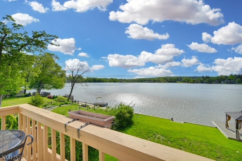 87 Bearfort Rd  West Milford Twp. NJ 07480 photo