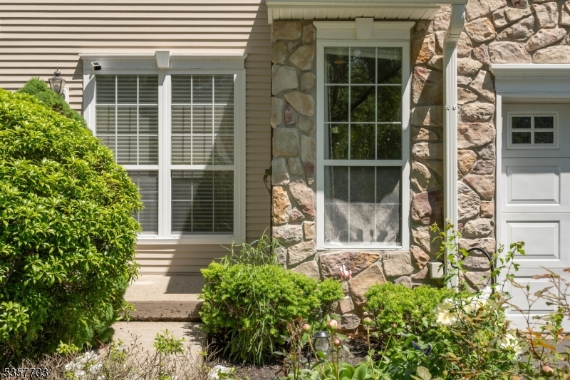 Property Photo: 6 Raleigh Ct NJ 07920