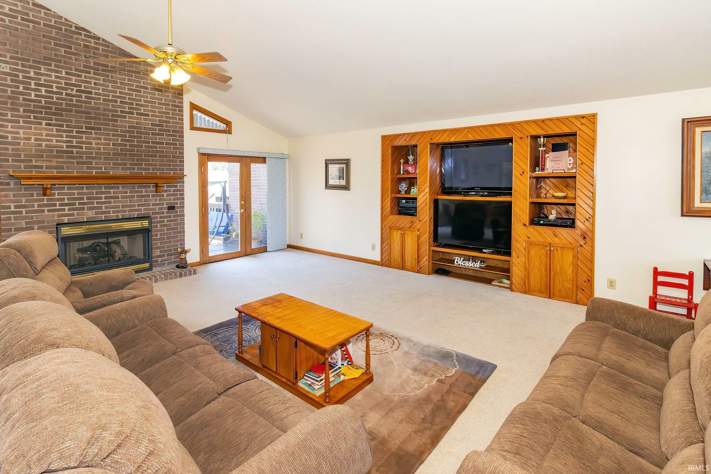 Property Photo: 509 Mount Ashley Road IN 47711