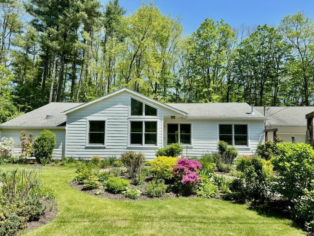 Property Photo: 207 Elwyn Drive NY 12498