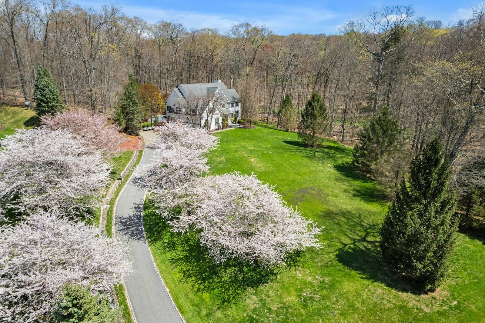 Property Photo:  1988 Beekman Court  NY 10598 