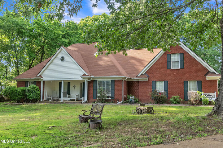 4806 Tara Cove  Olive Branch MS 38654 photo